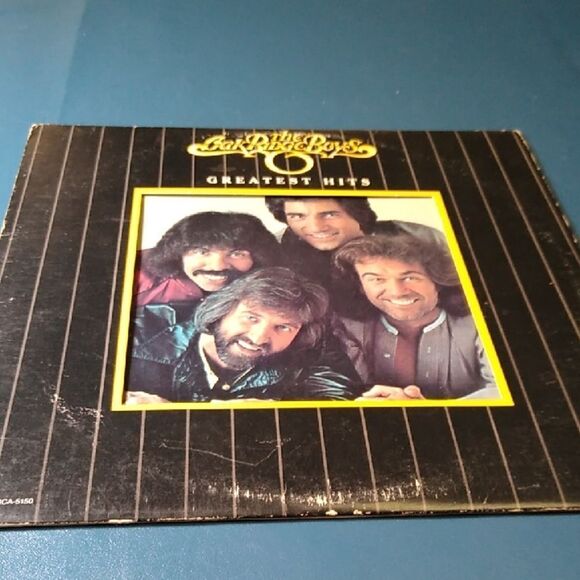 MCA Records Vinyl Album with Tracklist - Picture 1 of 9